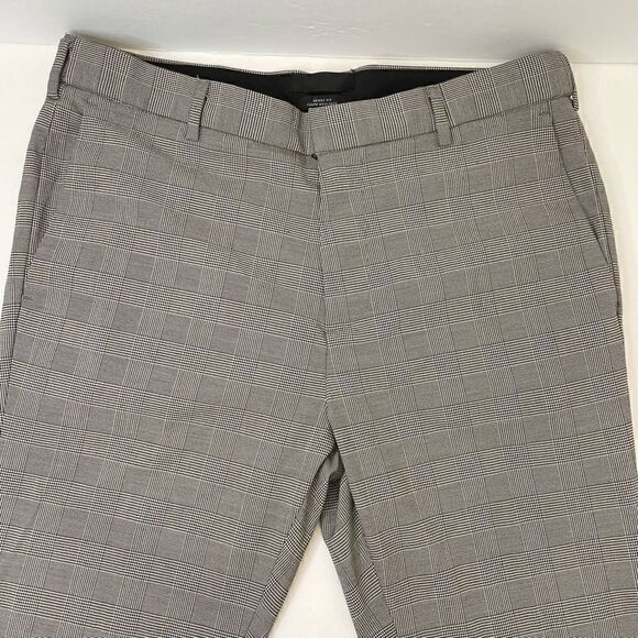 H&M | size 32| gingham print| casual | career wear - Picture 8 of 13